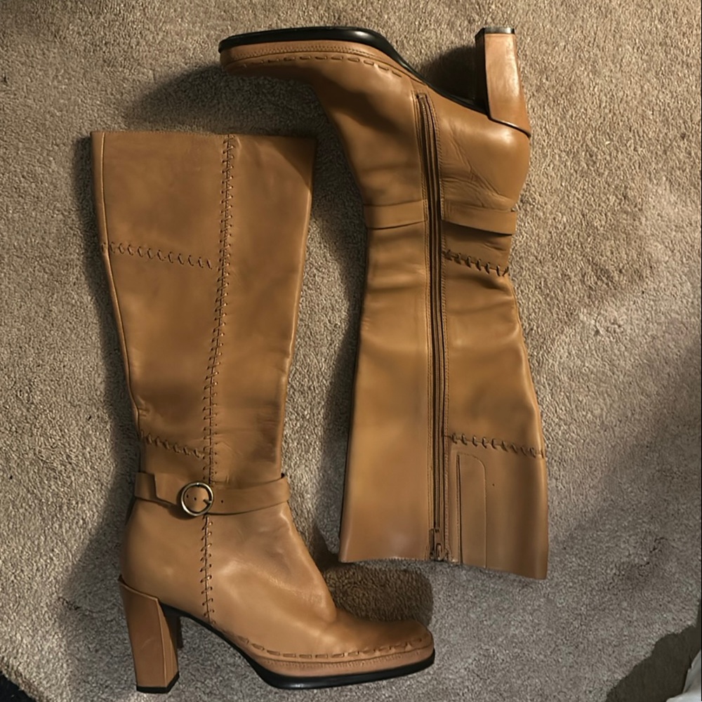 Via Spiga Camel Heeled Boots